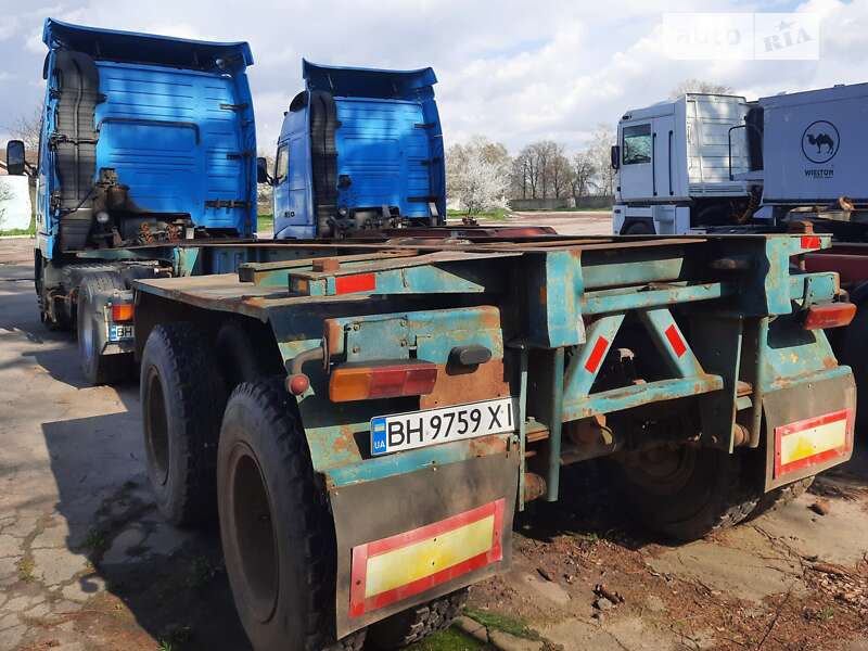 Контейнеровоз ЧМЗАП 9985 1986 в Вінниці фото Контейнеровоз ЧМЗАП 9985 1986 в Вінниці