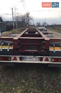 Контейнеровоз ЧМЗАП 9985 1998 в Беляевке