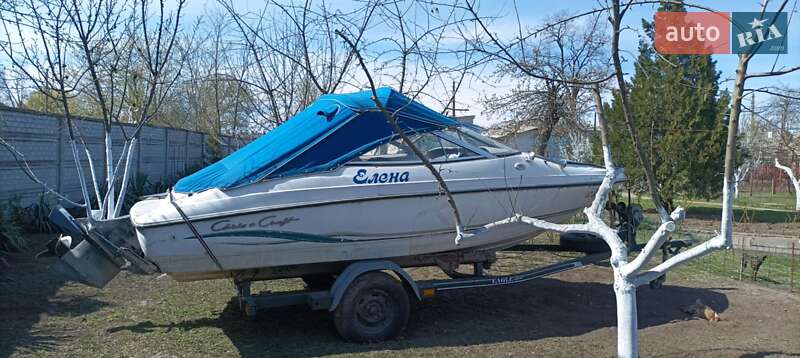 Катер Chris-Craft Capri 1996 в Кременчуці