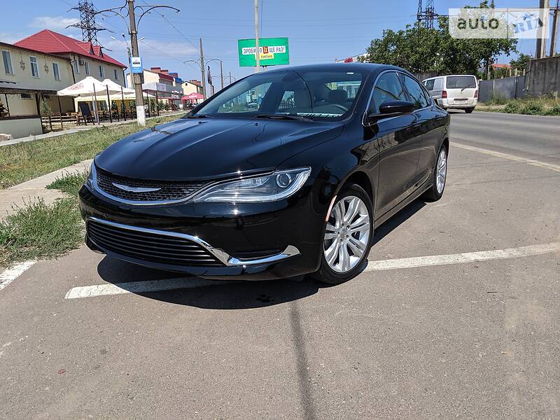 Седан Chrysler 200 2016 в Одессе