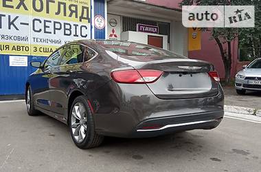 Седан Chrysler 200 2014 в Киеве