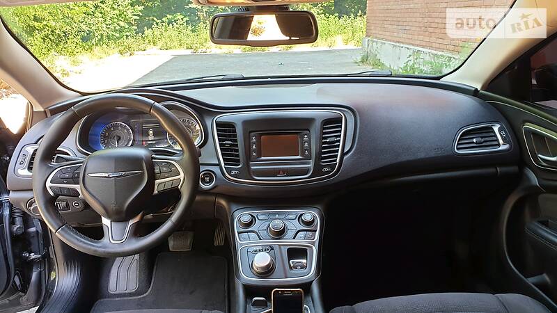 Седан Chrysler 200 2014 в Дніпрі