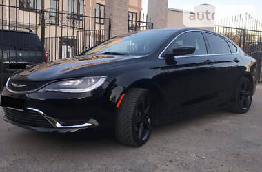 Седан Chrysler 200 2015 в Одессе