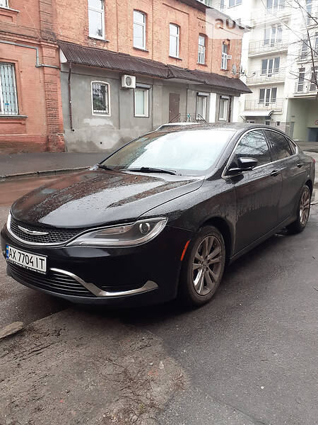 Седан Chrysler 200 2015 в Харькове