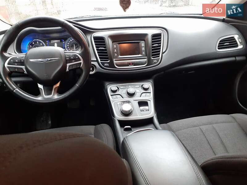 Седан Chrysler 200 2015 в Харькове фото 4 Седан Chrysler 200 2015 в Харькове
