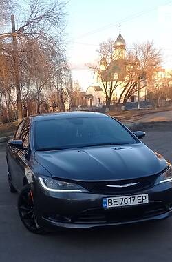 Седан Chrysler 200 2015 в Николаеве