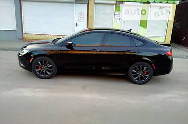 Седан Chrysler 200 2015 в 