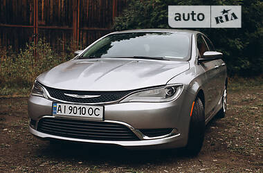 Седан Chrysler 200 2014 в Києві