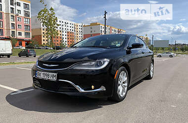 Седан Chrysler 200 2014 в 