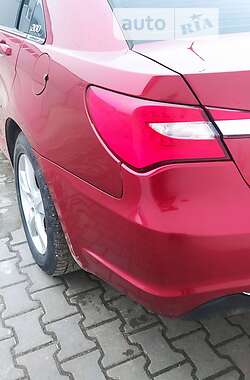 Седан Chrysler 200 2013 в Рівному