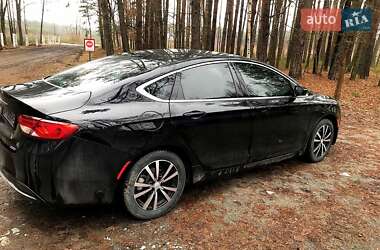 Седан Chrysler 200 2015 в Житомире