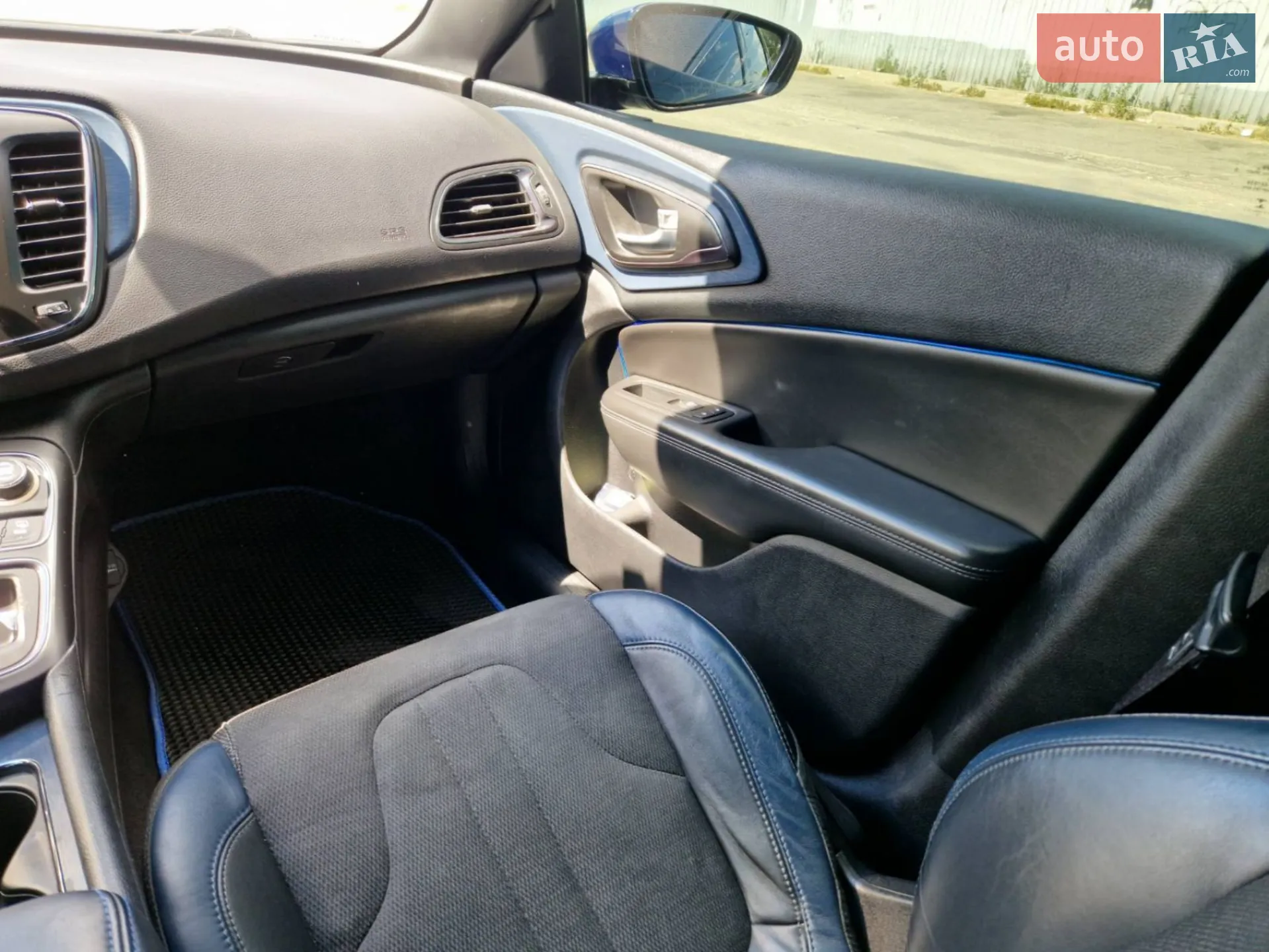 2015 Chrysler 200 - мініатюра 15
