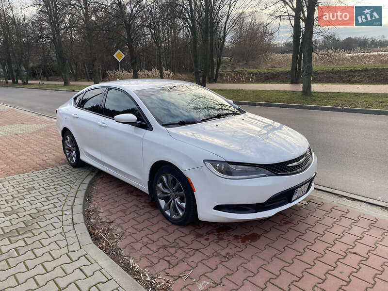 Седан Chrysler 200 2014 в Киеве
