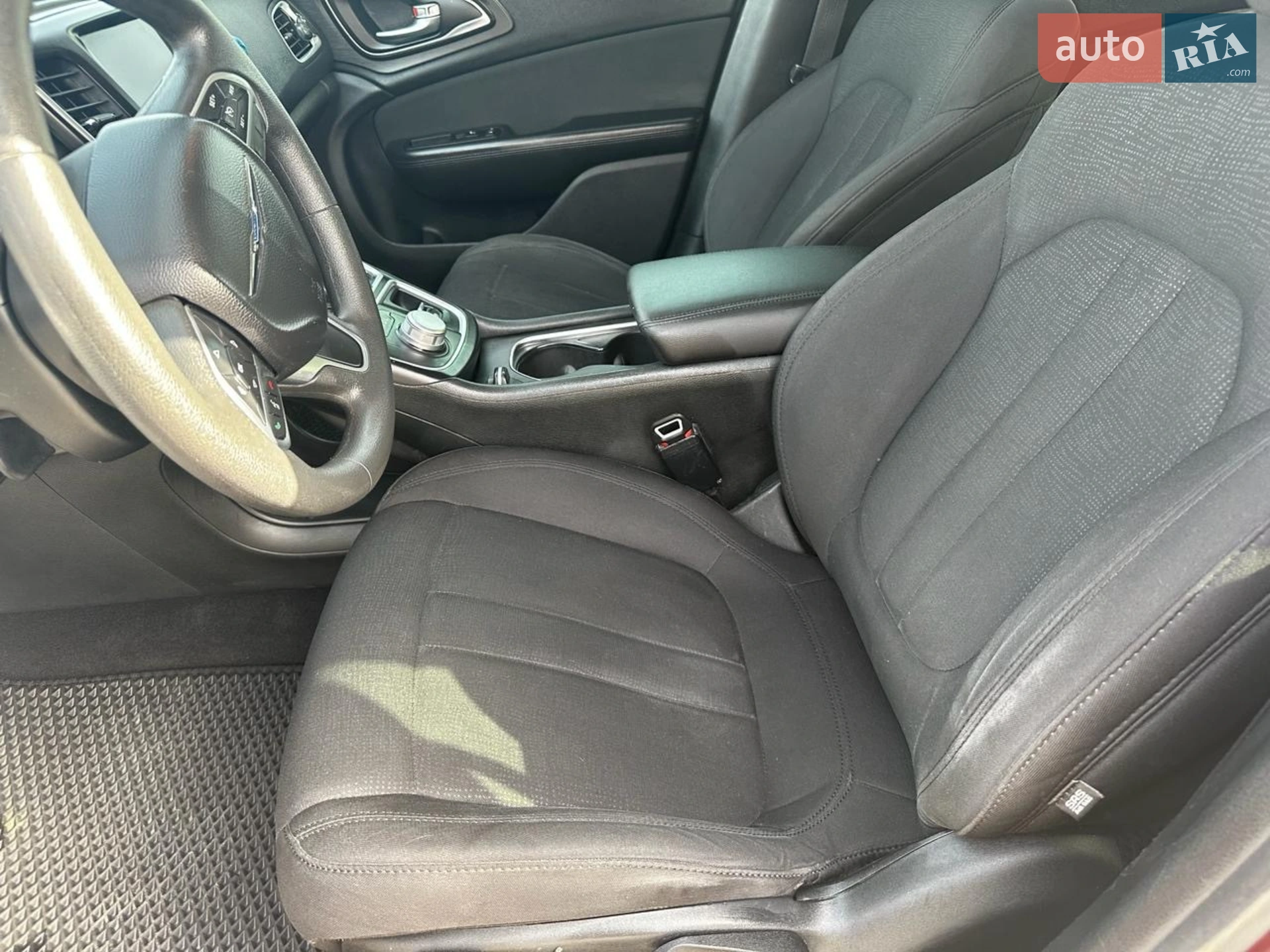 2014 Chrysler 200 - мініатюра 11