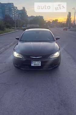 Седан Chrysler 200 2015 в Днепре