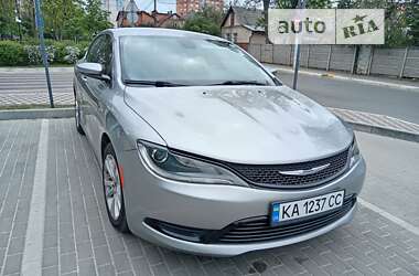 Седан Chrysler 200 2015 в Києві