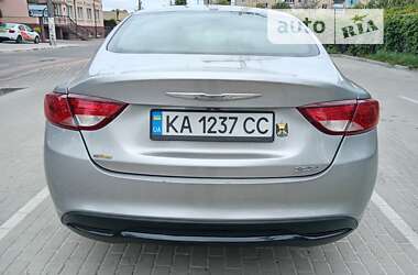 Седан Chrysler 200 2015 в Києві