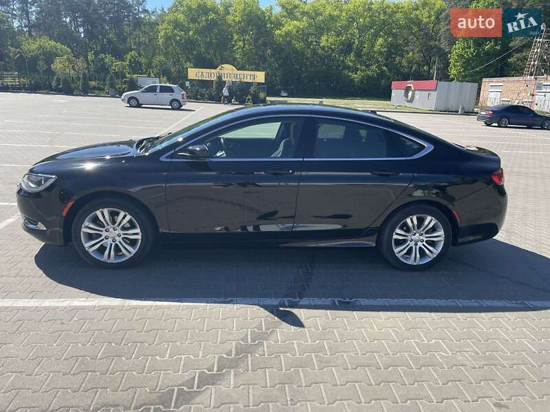 Седан Chrysler 200 2014 в Чернігові
