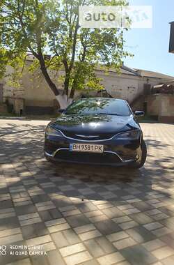 Седан Chrysler 200 2015 в Ананьїві