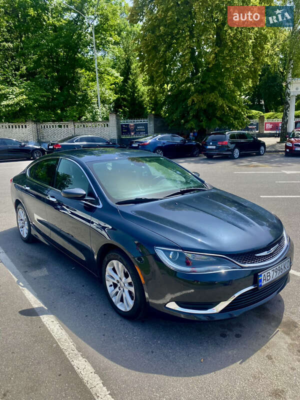 Chrysler 200 2016