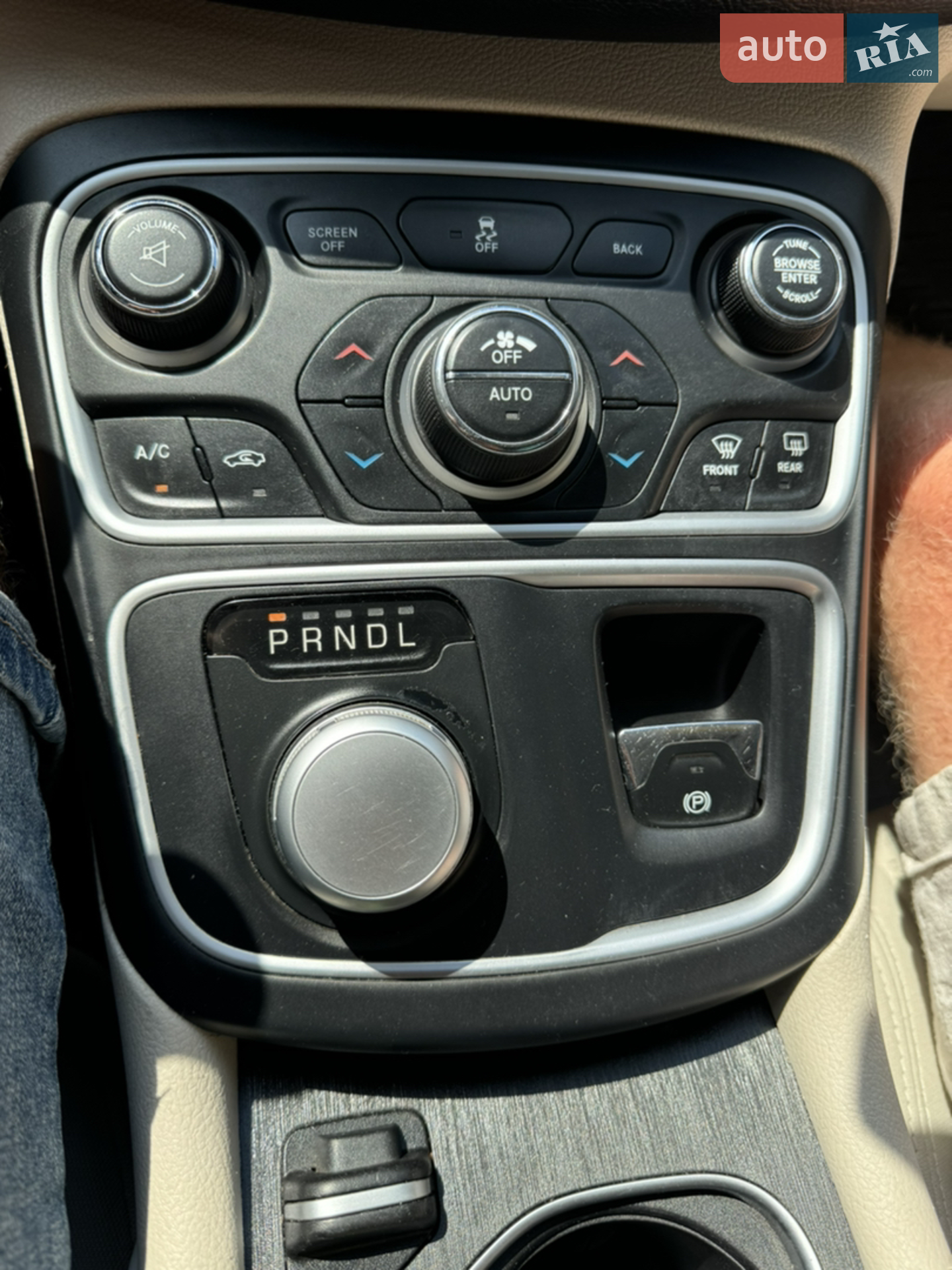 2014 Chrysler 200 - мініатюра 11