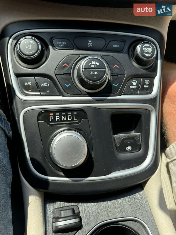 Седан Chrysler 200 2014 в Кривом Роге фото 11 Седан Chrysler 200 2014 в Кривом Роге