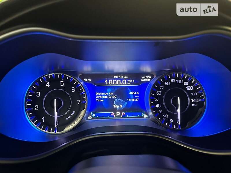 Седан Chrysler 200 2015 в Запорожье