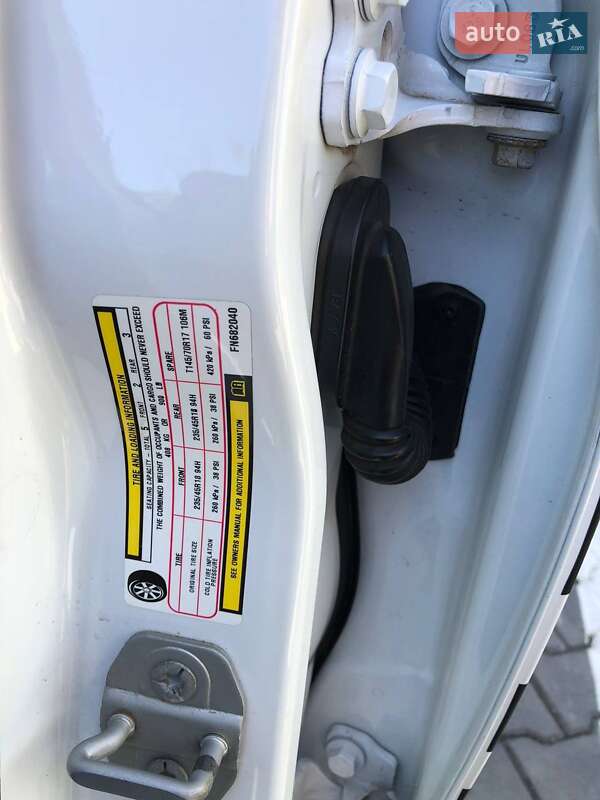 Седан Chrysler 200 2015 в Одессе