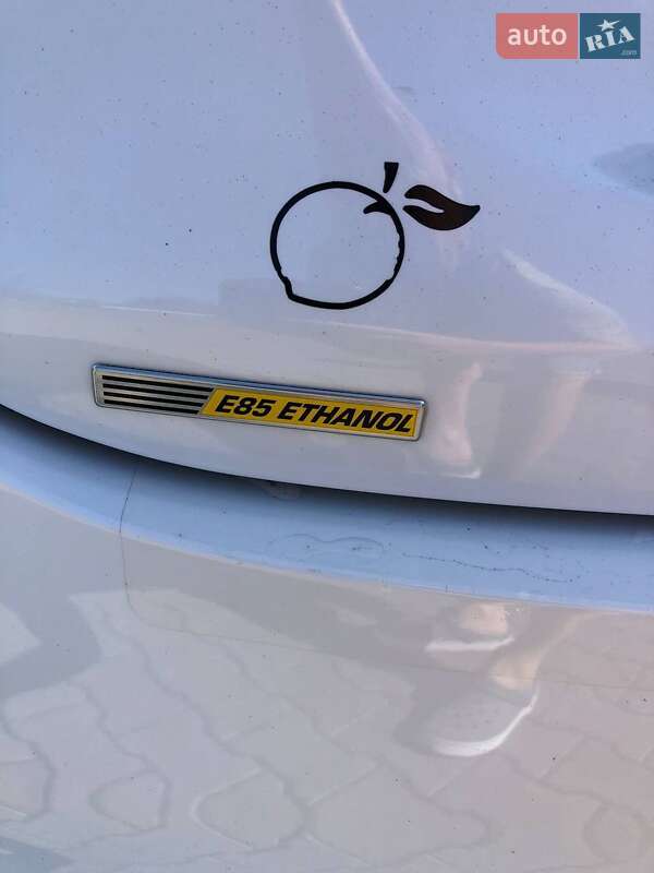 Седан Chrysler 200 2015 в Одессе