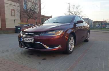 Седан Chrysler 200 2015 в Чернигове