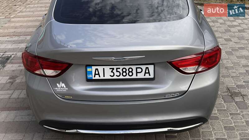 Седан Chrysler 200 2015 в Белой Церкви
