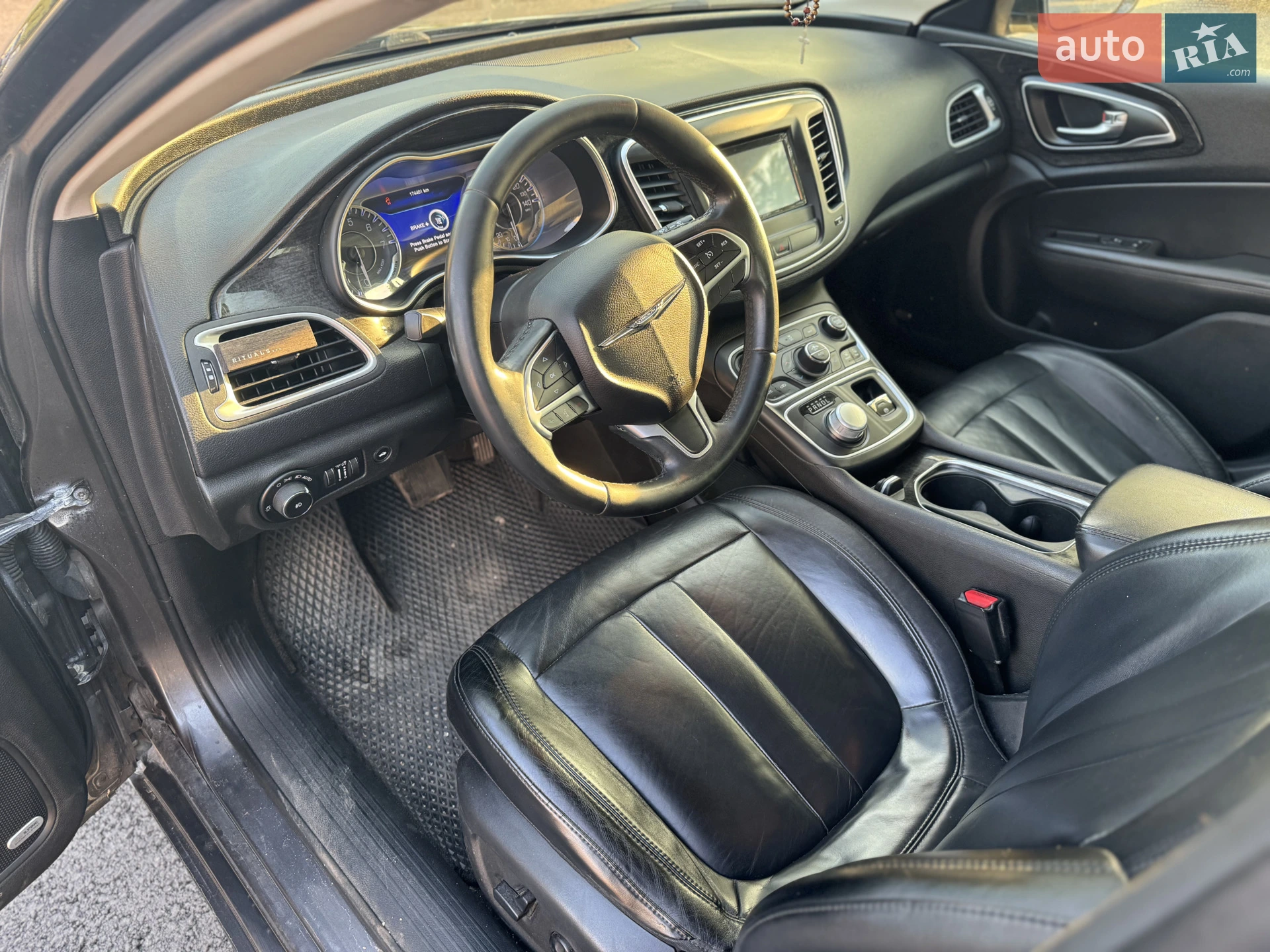 2014 Chrysler 200 - мініатюра 31