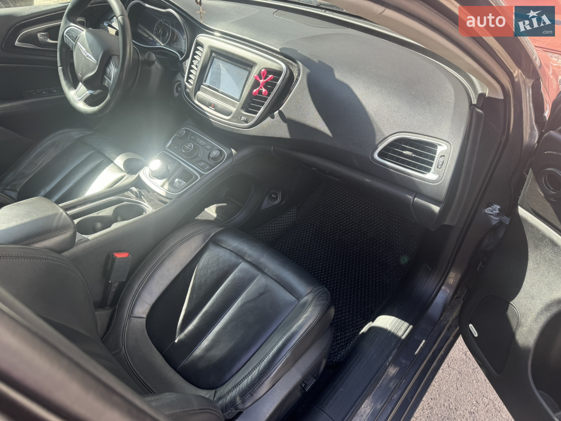 2014 Chrysler 200 - мініатюра 4