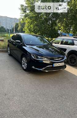 Седан Chrysler 200 2014 в Харкові