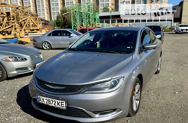 Седан Chrysler 200 2015 в Києві