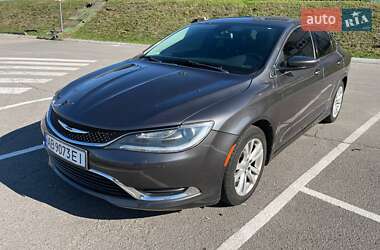 Седан Chrysler 200 2015 в Виннице