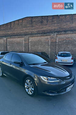 Седан Chrysler 200 2015 в Чернигове