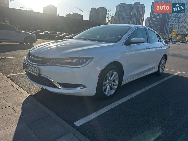 Седан Chrysler 200 2014 в Киеве фото 2 Седан Chrysler 200 2014 в Киеве
