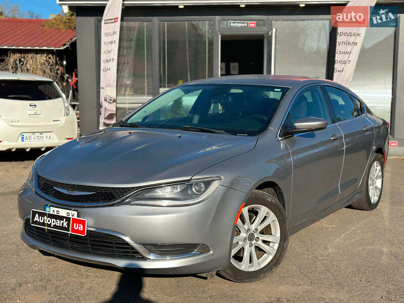 Седан Chrysler 200 2014 в Виннице