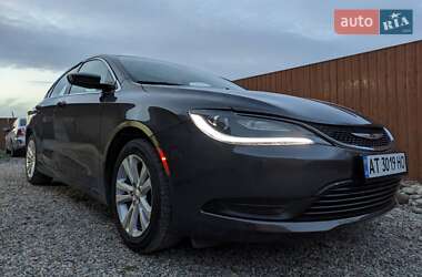 Седан Chrysler 200 2015 в 