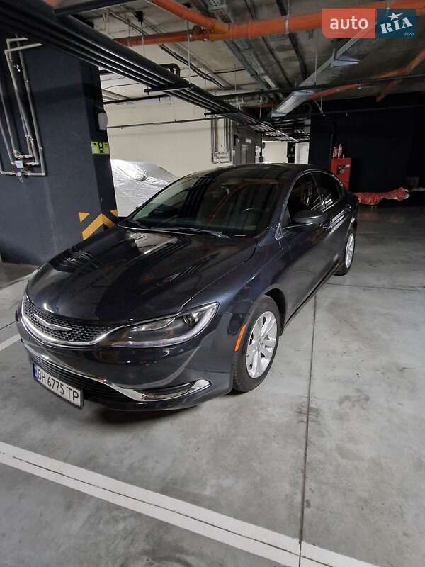 Седан Chrysler 200 2016 в Одессе
