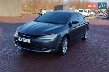 Седан Chrysler 200 2016 в Рівному