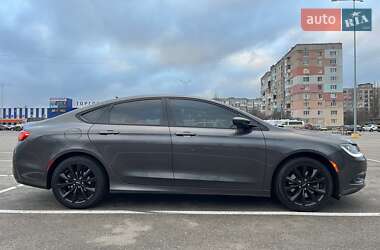 Седан Chrysler 200 2015 в Кропивницькому