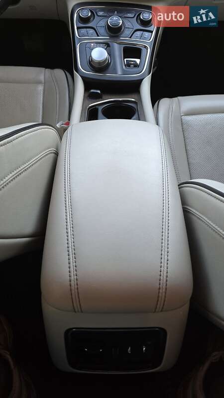 Седан Chrysler 200 2014 в Житомире фото 27 Седан Chrysler 200 2014 в Житомире