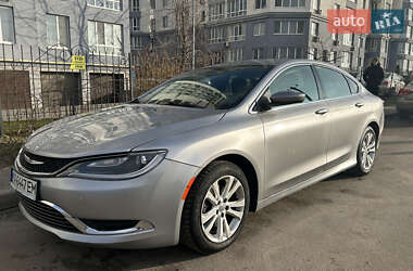 Седан Chrysler 200 2015 в Києві