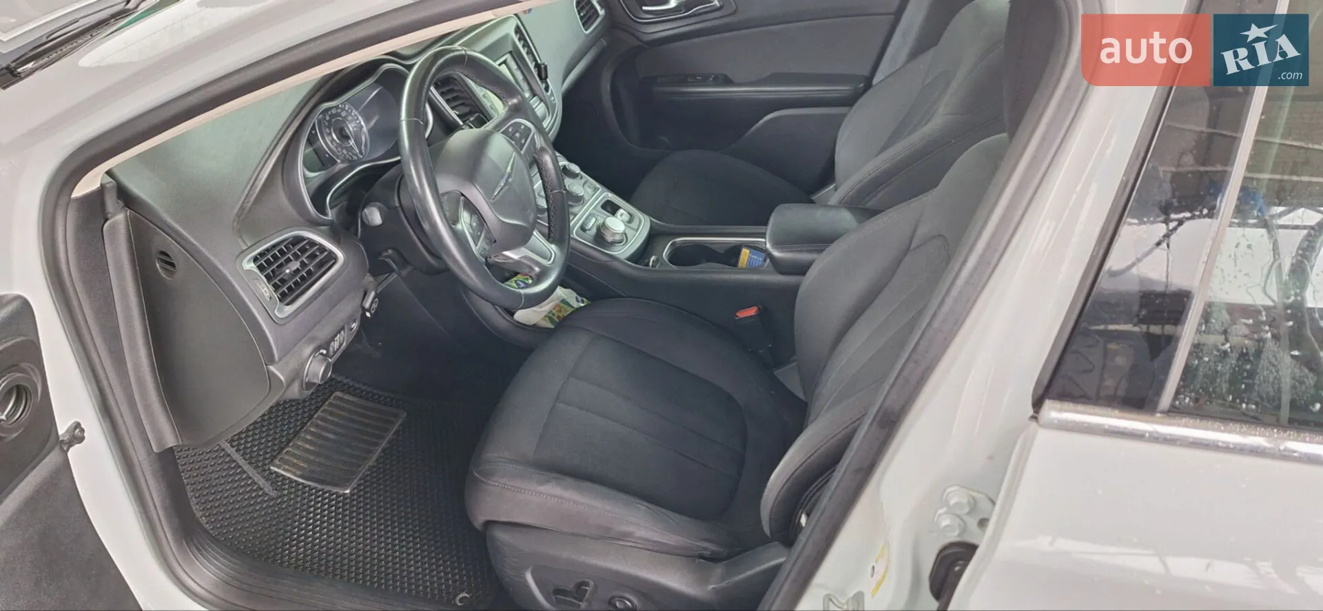 2014 Chrysler 200 - мініатюра 10