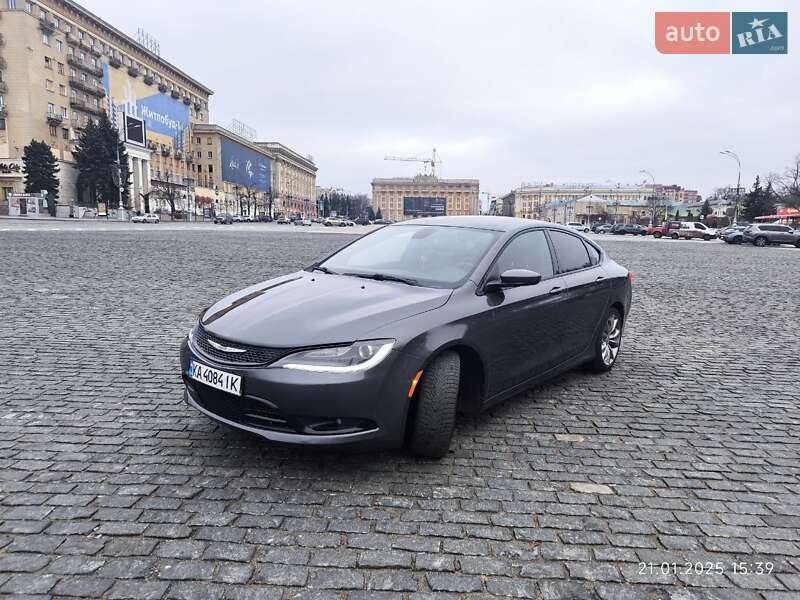 Chrysler 200 2015