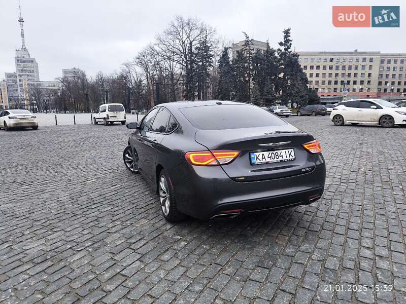 Седан Chrysler 200 2015 в Харькове