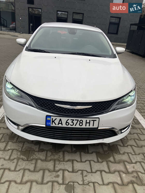 Chrysler 200 2016