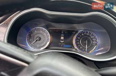 Седан Chrysler 200 2014 в 